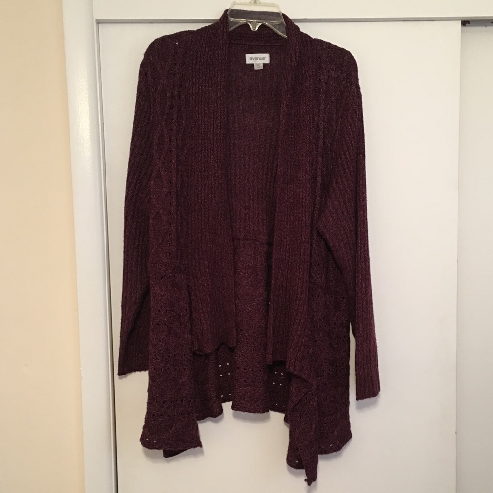 NWOT Avenue Maroon Knit Cardigan Plus Size 22/24